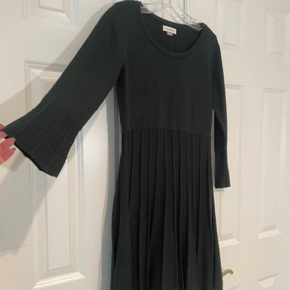 Calvin Klein Long Sleeve Bell Sleeve 3/4 Sleeve Green Scoop Neck Dress – MEDIUM